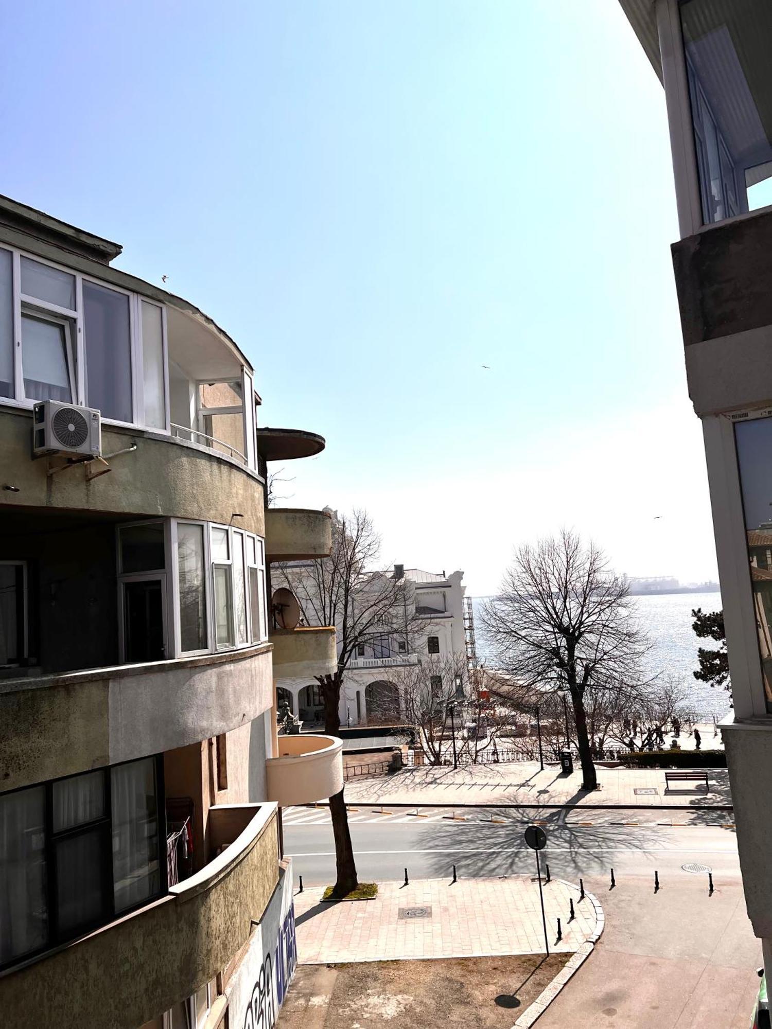 Cazinou Flat Lowcost Constanţa Esterno foto